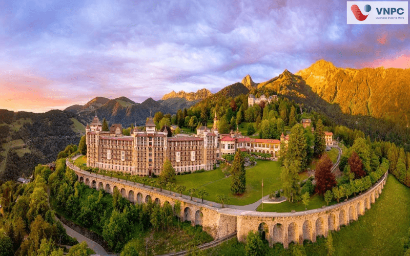 Swiss Hotel Management School 